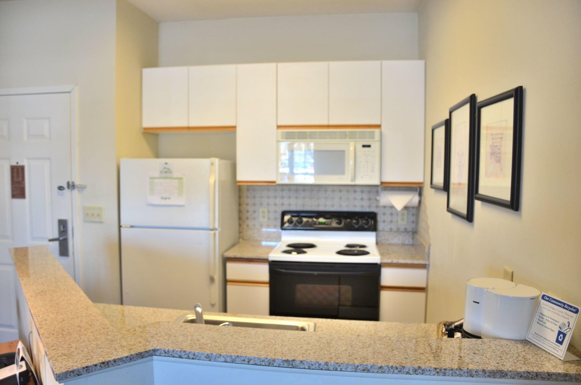 Cresthill Syracuse 3*