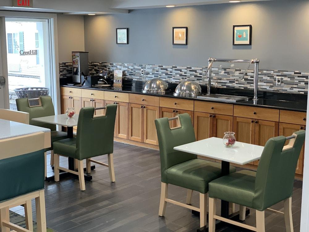 Hotel Cresthill Syracuse