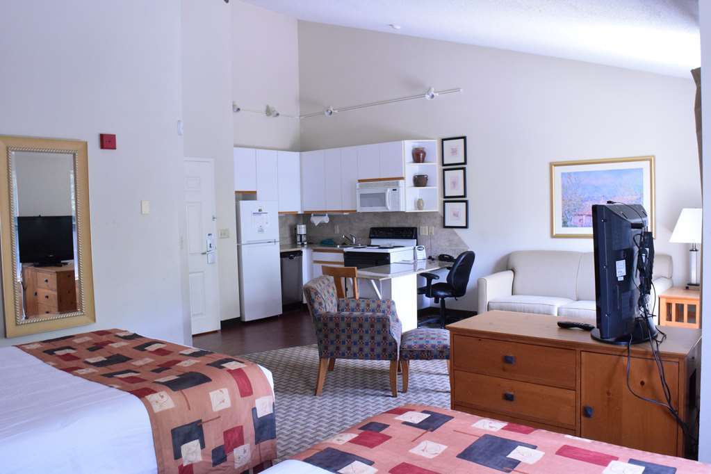 Cresthill Syracuse 3*