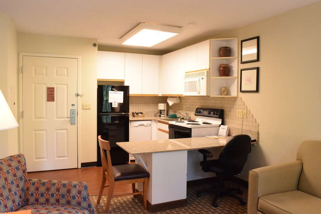 Cresthill Syracuse 3* East Syracuse